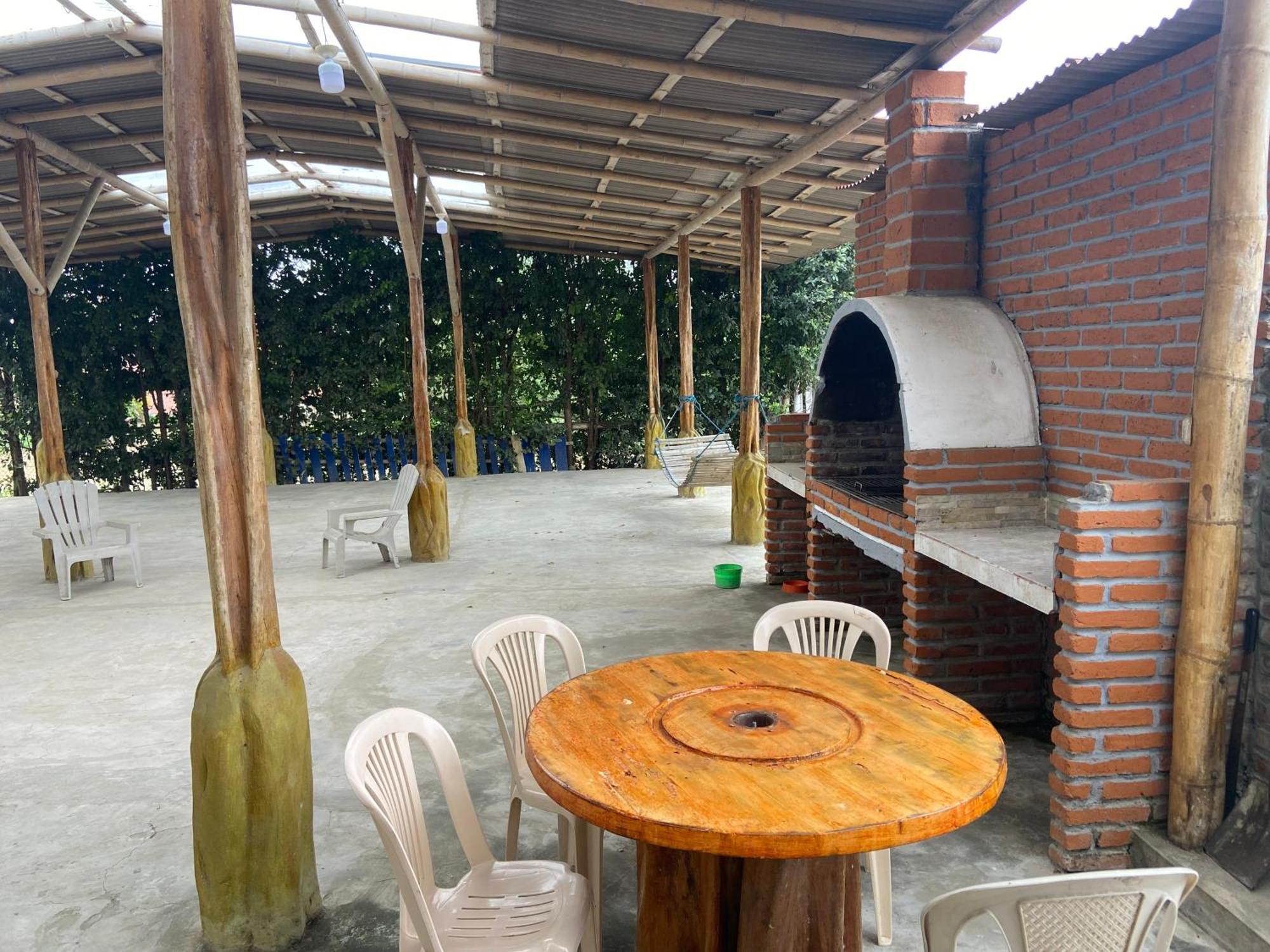Hosteria Del Puerto Puerto López Eksteriør billede