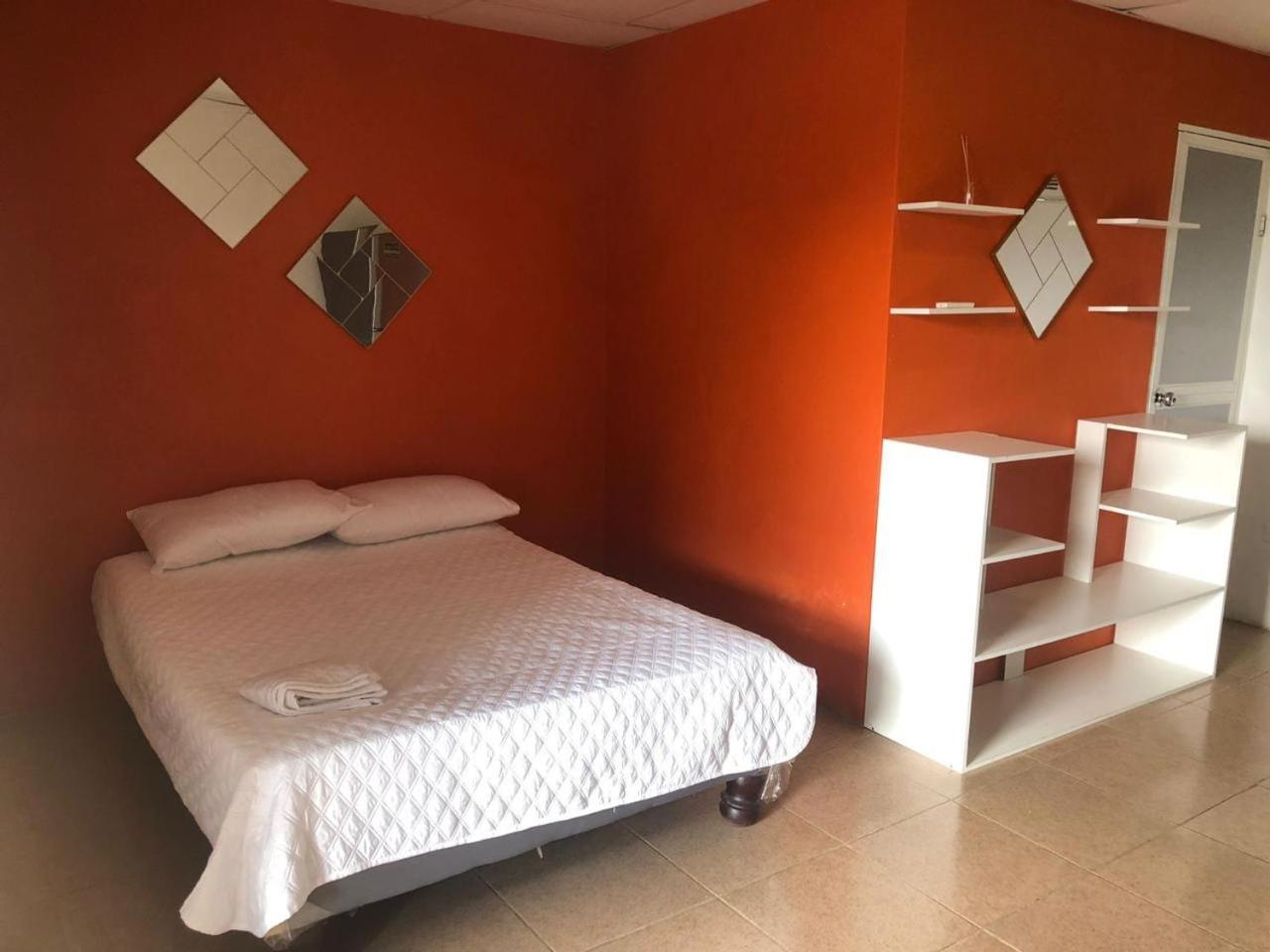 Hosteria Del Puerto Puerto López Eksteriør billede